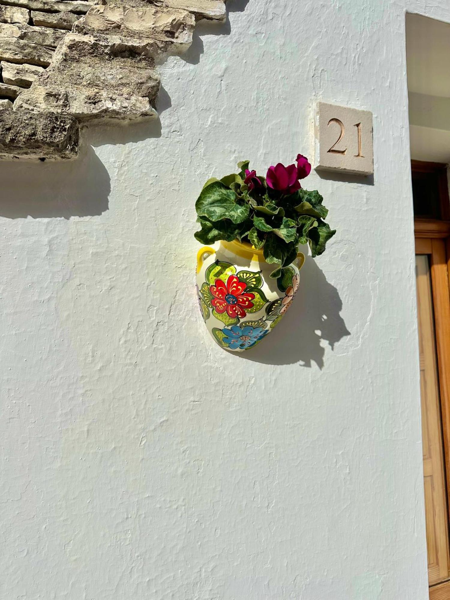Trulli Fenice ألبيروبيللو المظهر الخارجي الصورة