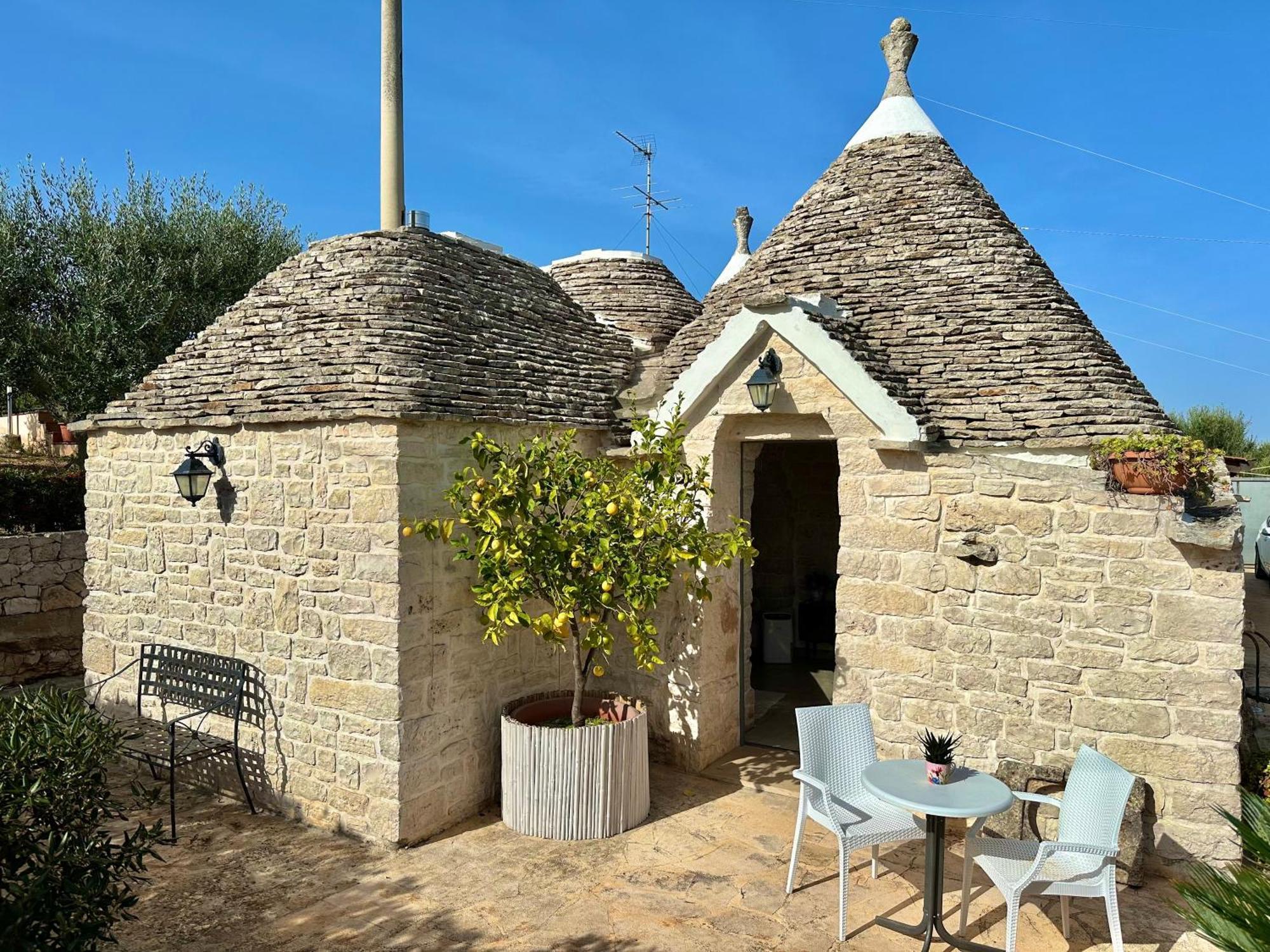 Trulli Fenice ألبيروبيللو الغرفة الصورة